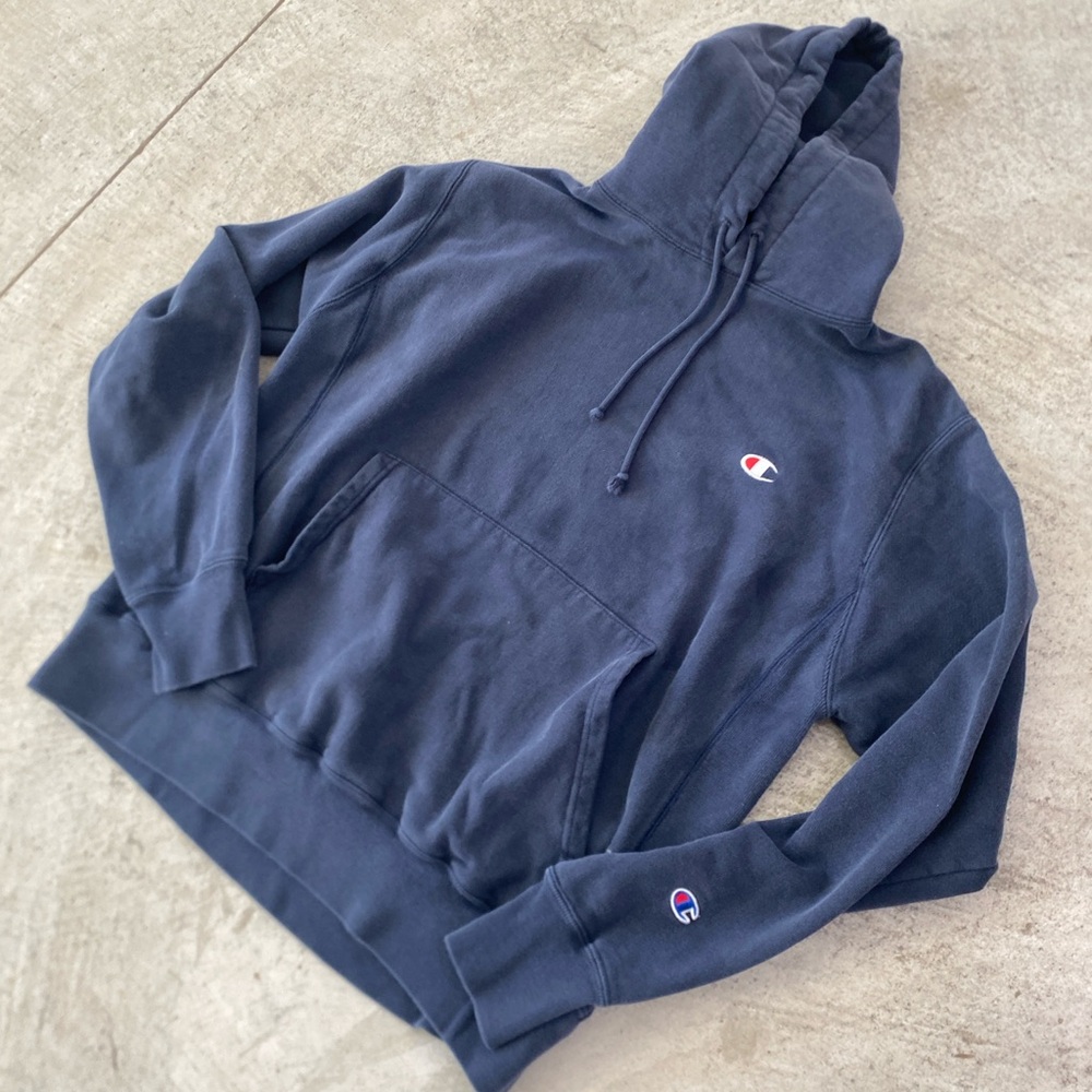 Champion Reverse Weave Essential Hoodie